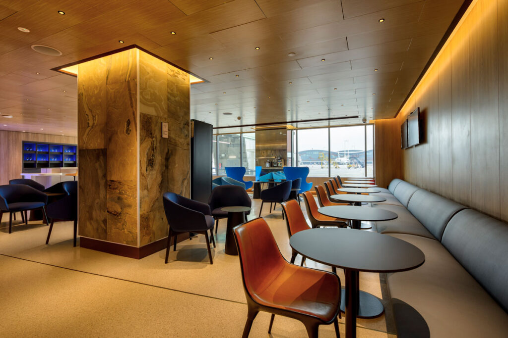 SALON VIP D 1