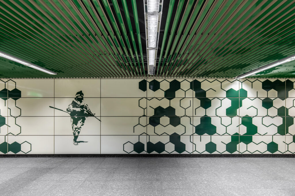 Bucharest Metro M5 02